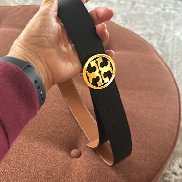 Tory Burch Miller Reversible Belt - Picture 3 of 10